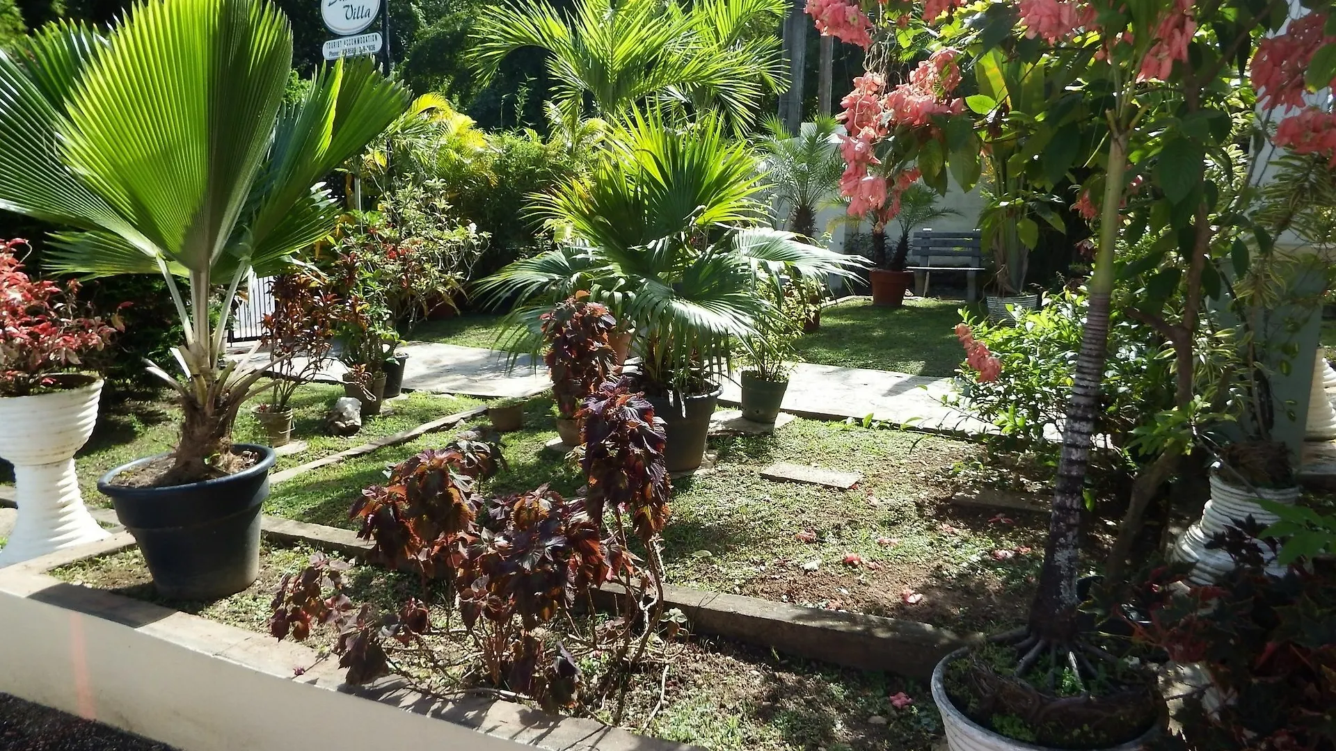Samise Villa Bed And Breakfast location